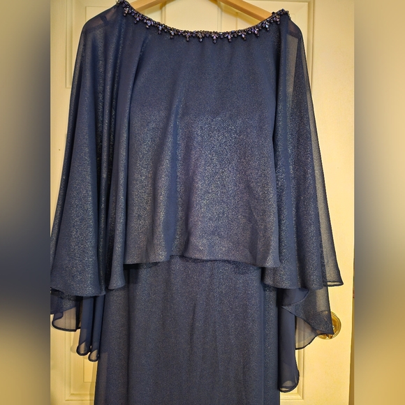 Cocktail dress - Picture 2 of 4